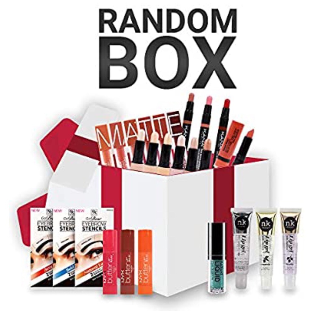 HP 😃MYSTERY BOX OF RANDOM COSMETICS & MORE
